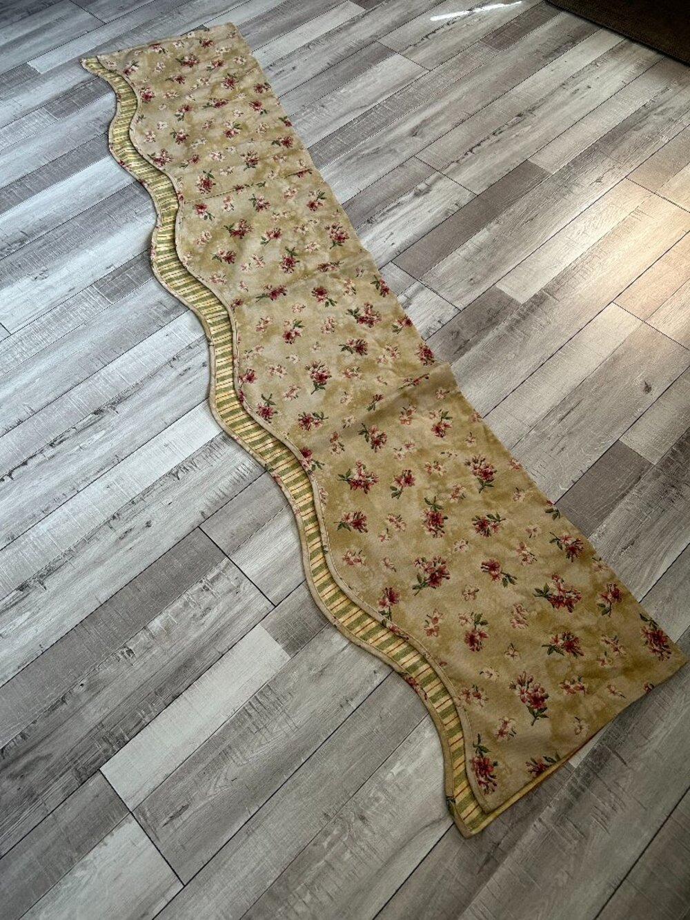 Waverly Valance Fairfield Fantanelle Antique Rose Floral Stripe 78" x 17"